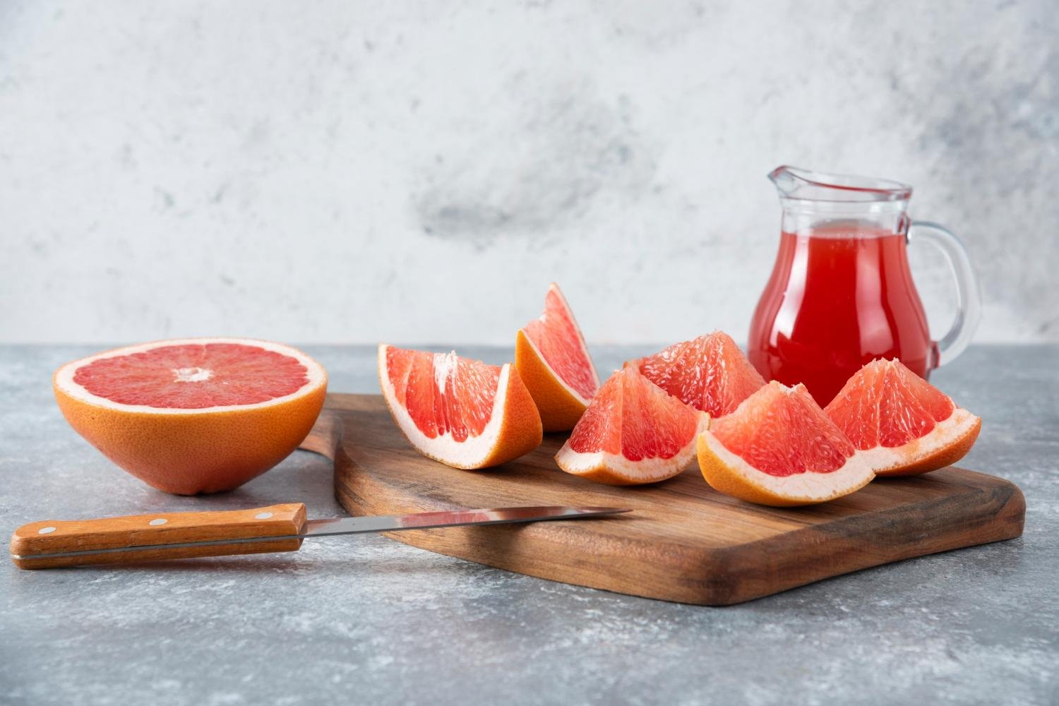 O grapefruit, c&iacute;trica de polpa avermelhada, &eacute; apontado por estudo como importante fonte de licopeno, antioxidante associado &agrave; prote&ccedil;&atilde;o cardiovascular