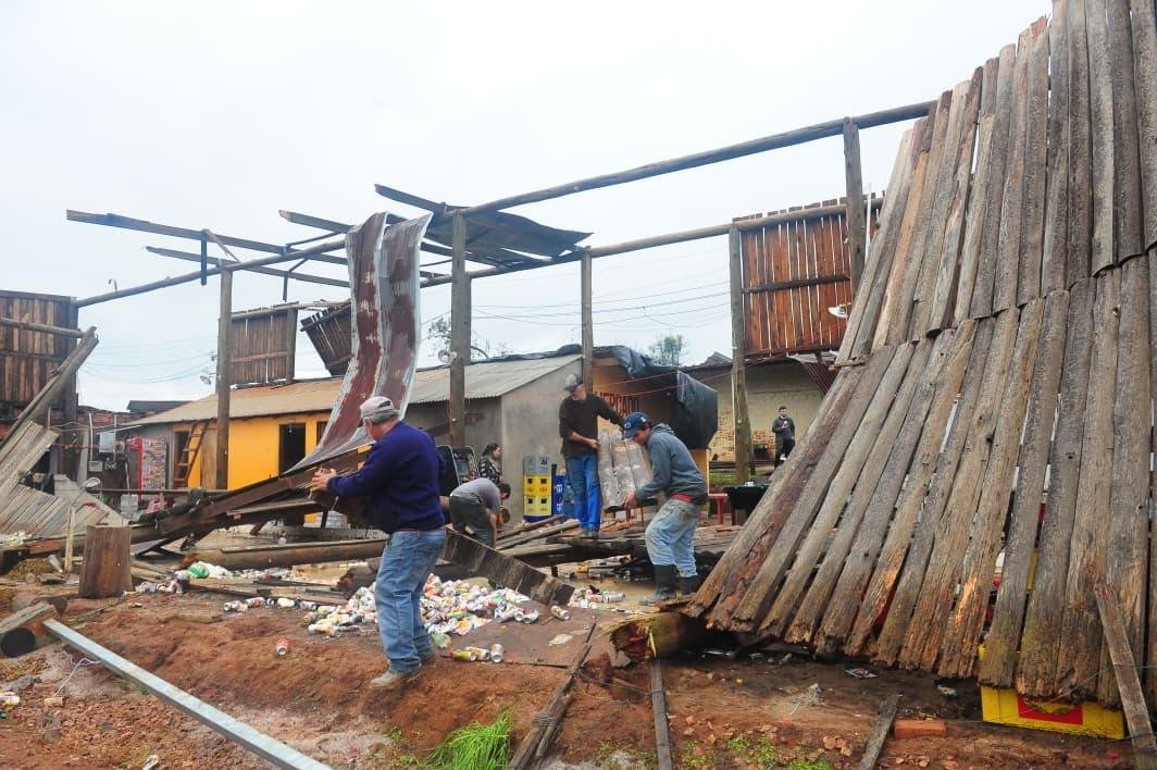 Casas ficaram completamente destru&iacute;das