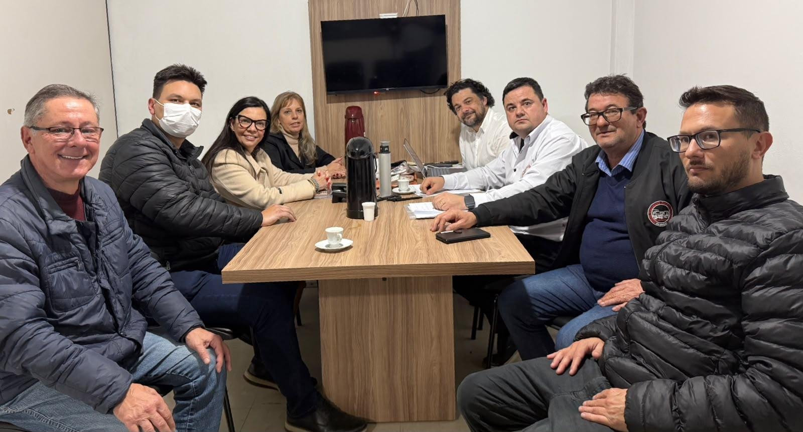 Sindicato mant&eacute;m abertas as tratativas e segue aguardando uma proposta que contemple a categoria