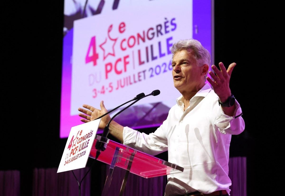 Fabien Roussel, l&iacute;der do Partido Comunista Franc&ecirc;s, tamb&eacute;m criticou Rajoy e denunciou o que chamou de "racismo repugnante"