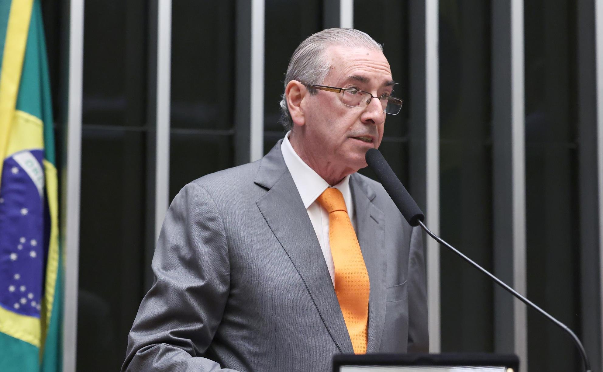 Dino aponta que Eduardo Cunha direcionou emendas sem ter mandato