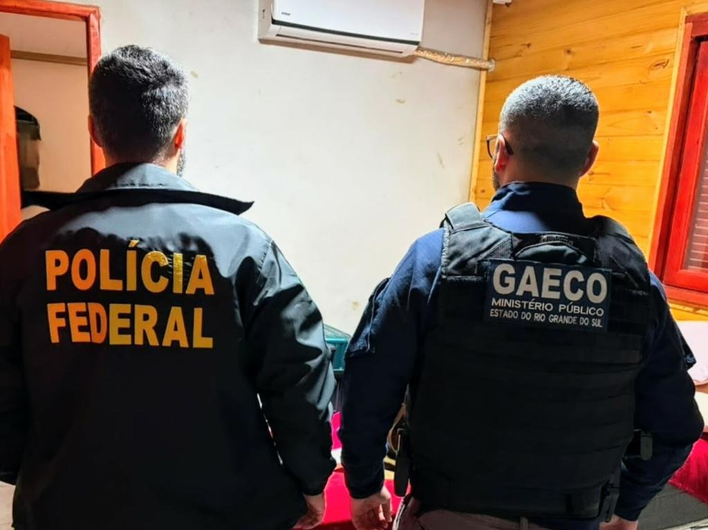 Pol&iacute;cia Federal e Minist&eacute;rio P&uacute;blico do RS realizaram nesta segunda-feira a opera&ccedil;&atilde;o C&oacute;digo Reverso, que apura desvios da Sa&uacute;de de Pinheiro Machado