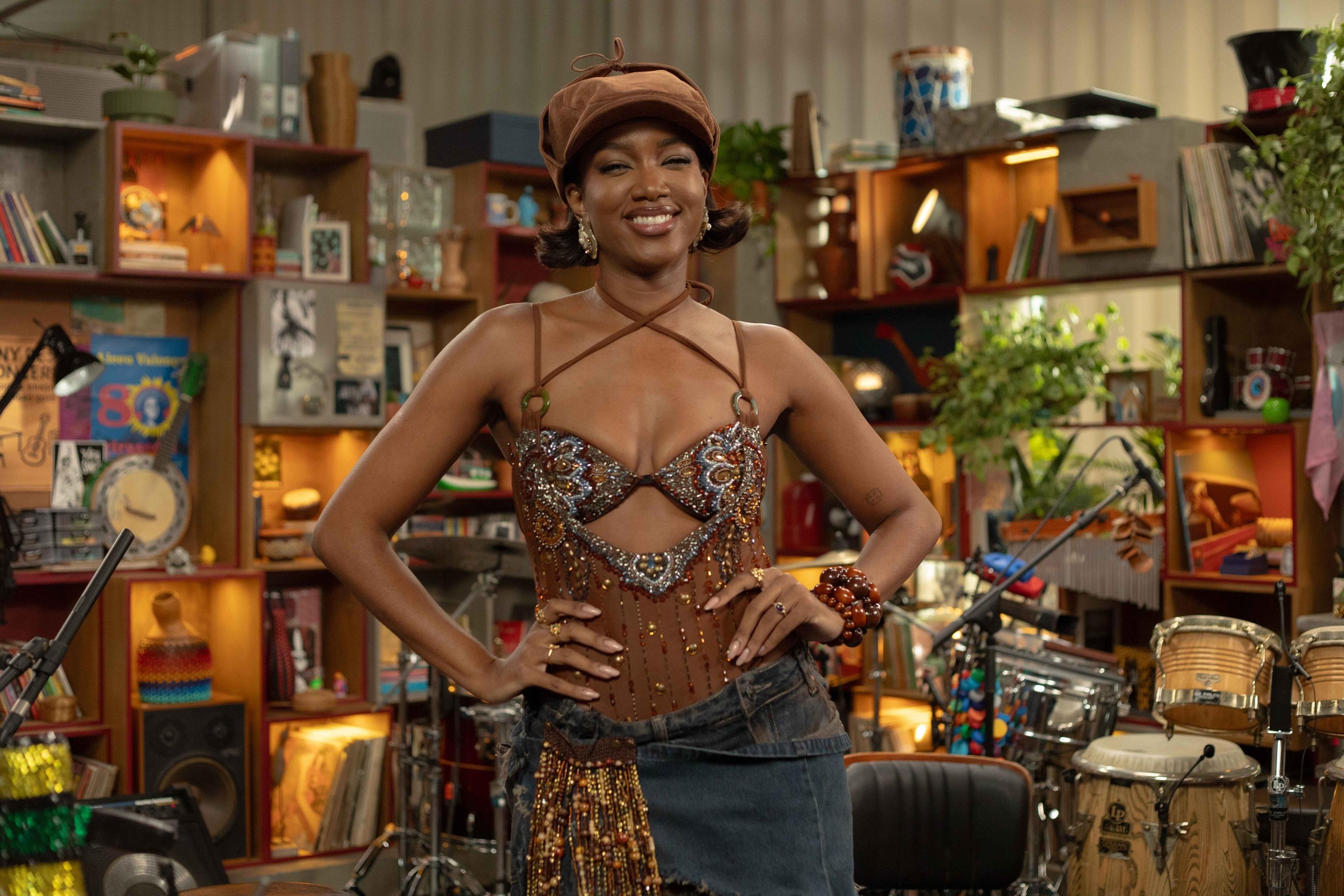 IZA no Tiny Desk Brasil