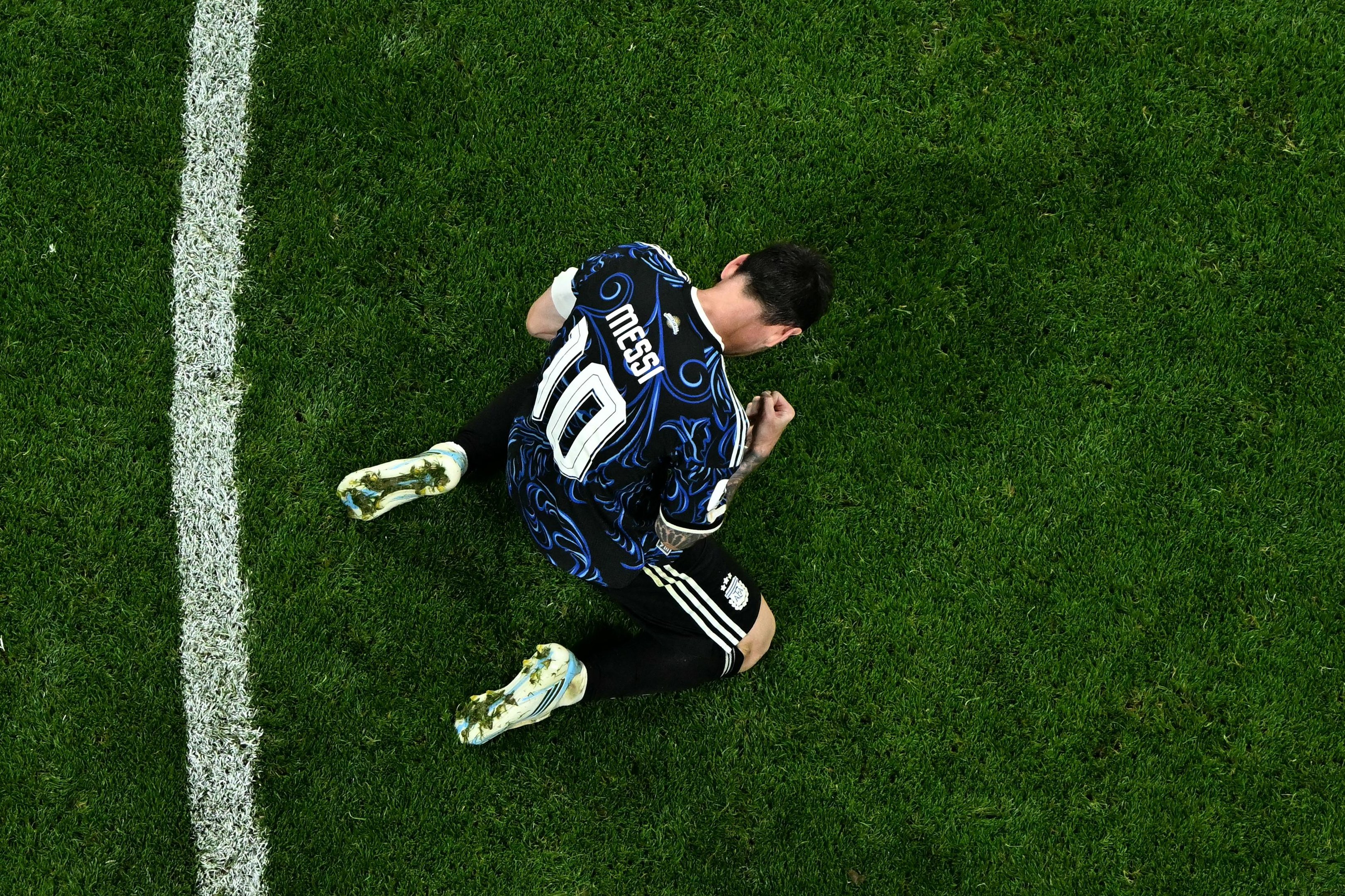 Desta vez, Messi n&atilde;o marcou, mas decidiu o jogo com duas assist&ecirc;ncias