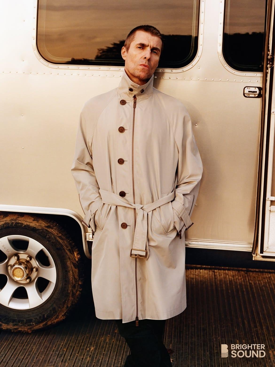 Liam Gallagher, vocalista do Oasis, se pronunciou em seu perfil no X