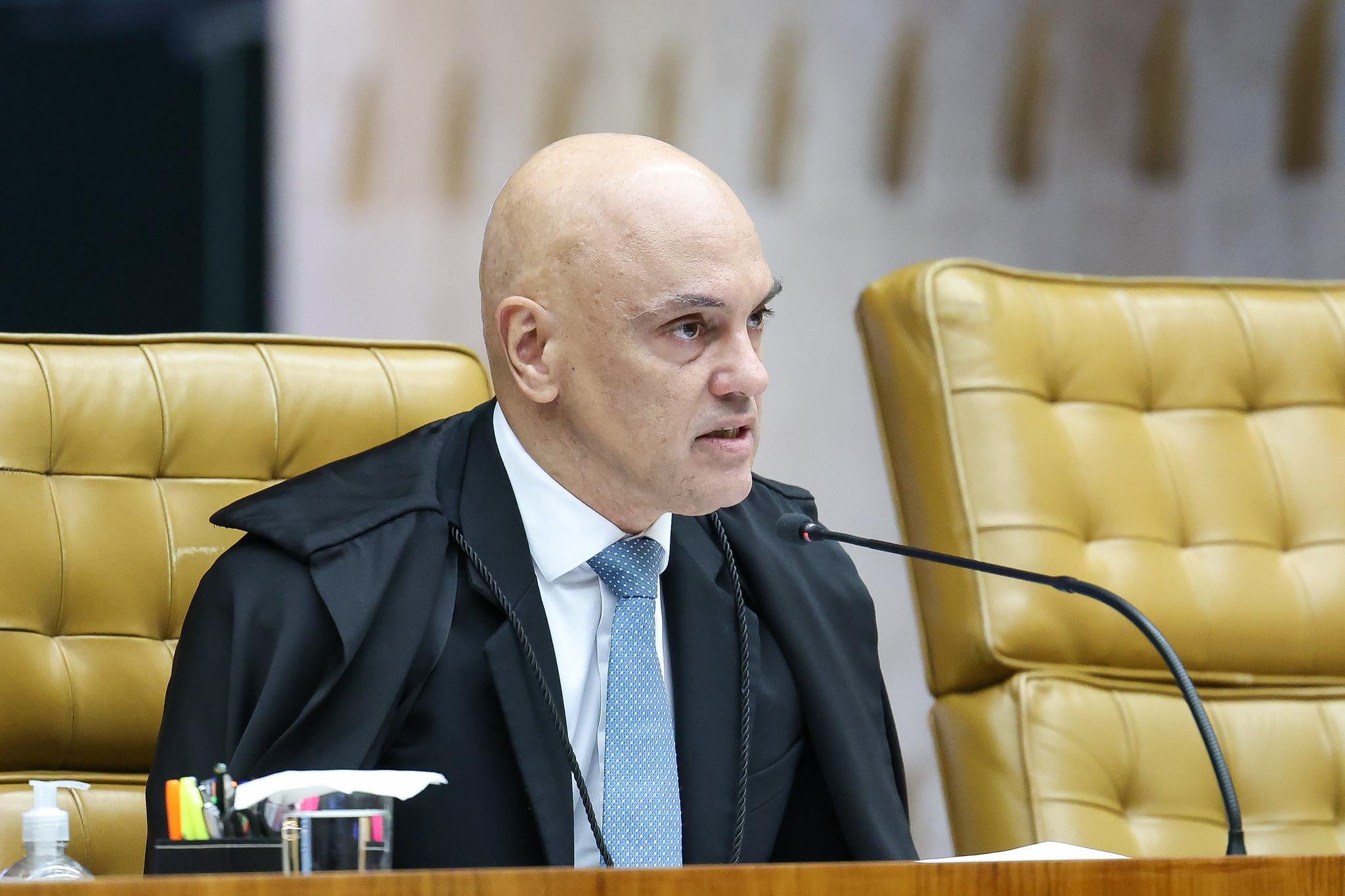 PF pede a Moraes sobre armas apreendidas de Bolsonaro