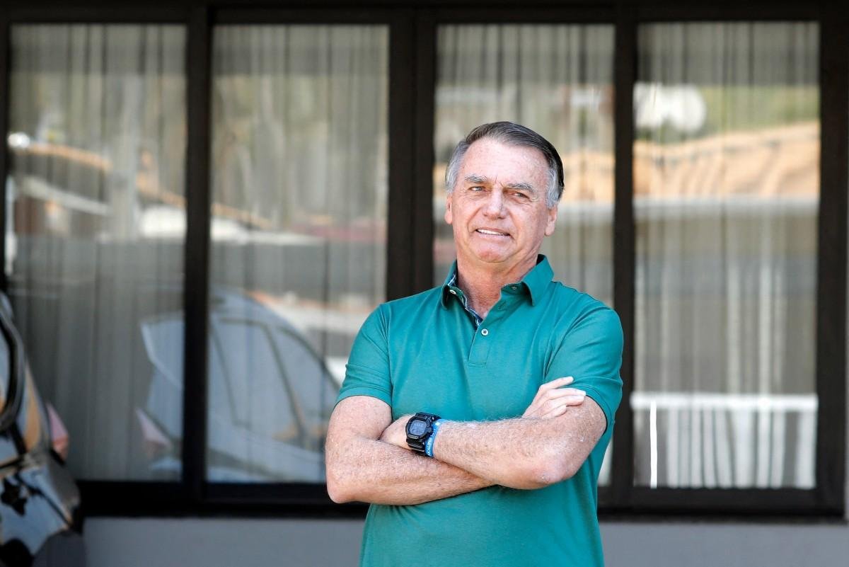 A partir do despacho, Bolsonaro est&aacute; proibido de receber visitas com finalidade pol&iacute;tico-eleitoral at&eacute; o t&eacute;rmino das elei&ccedil;&otilde;es de outubro