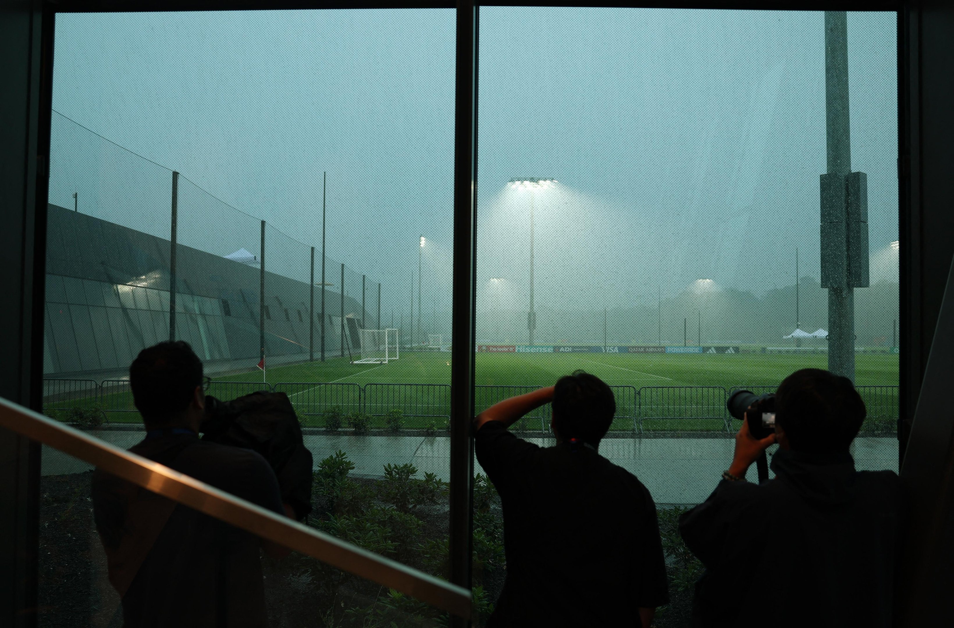 Forte chuva adiou o treino da Argentina