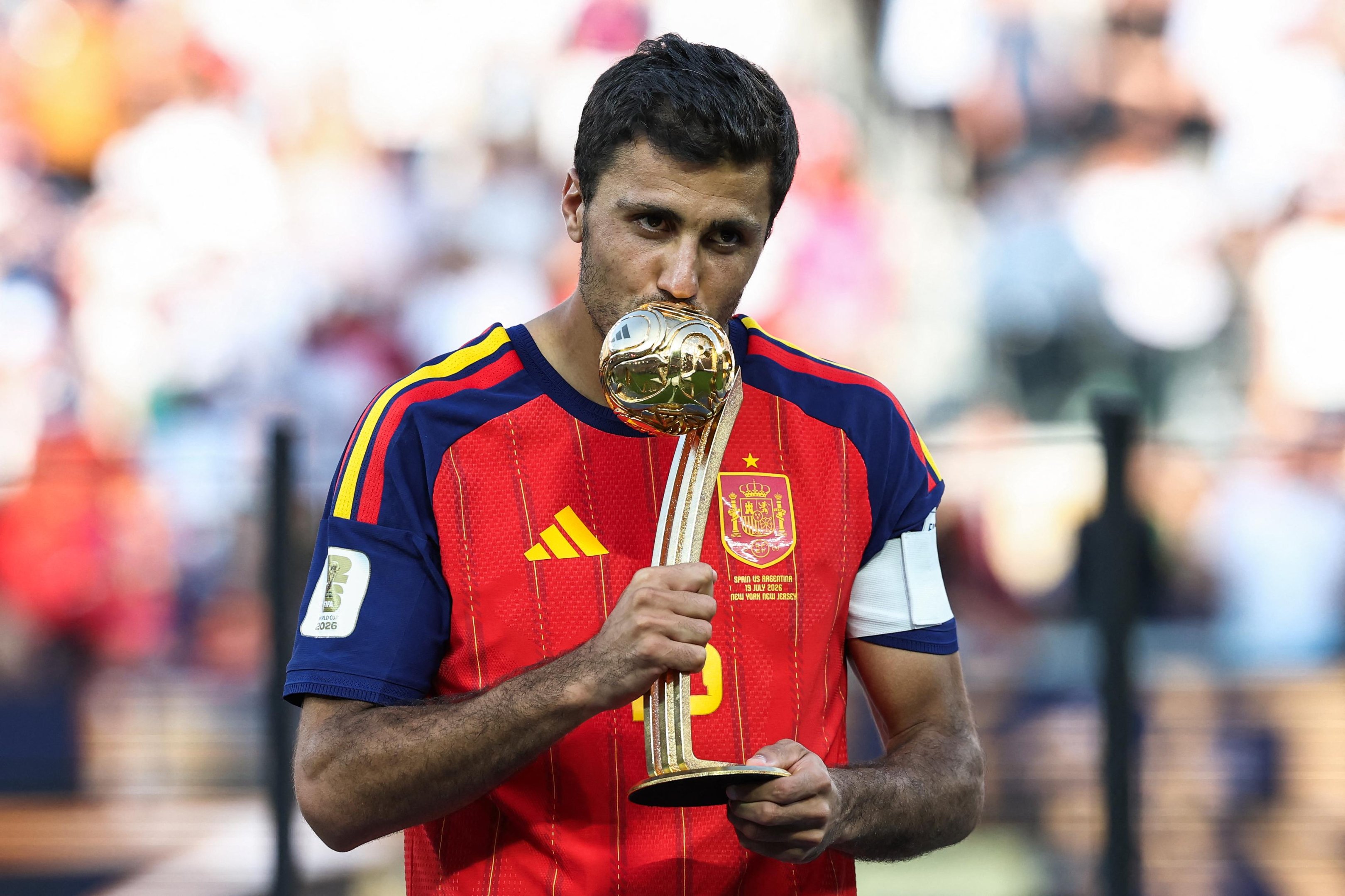 Capit&atilde;o da Espanha, Rodri foi eleito melhor jogador da Copa do Mundo