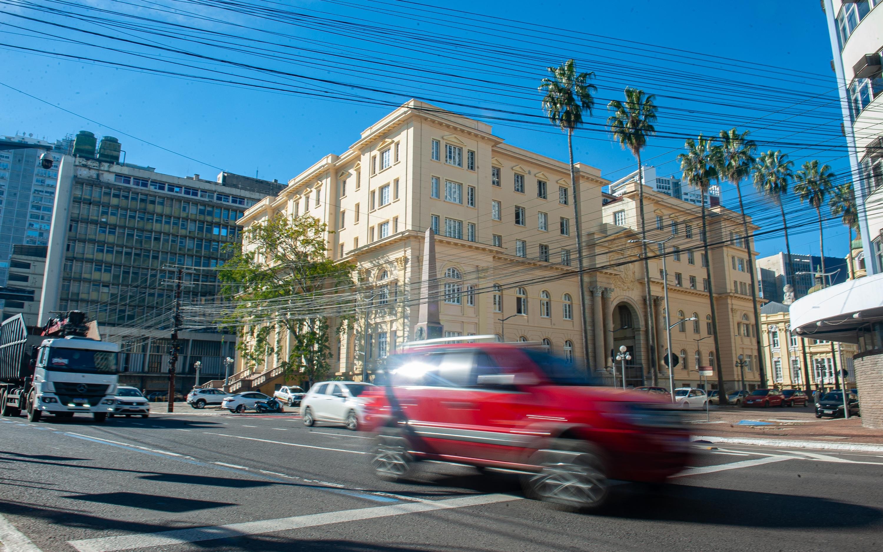 Excesso de velocidade ser&aacute; coibido mais intensamente em Porto Alegre