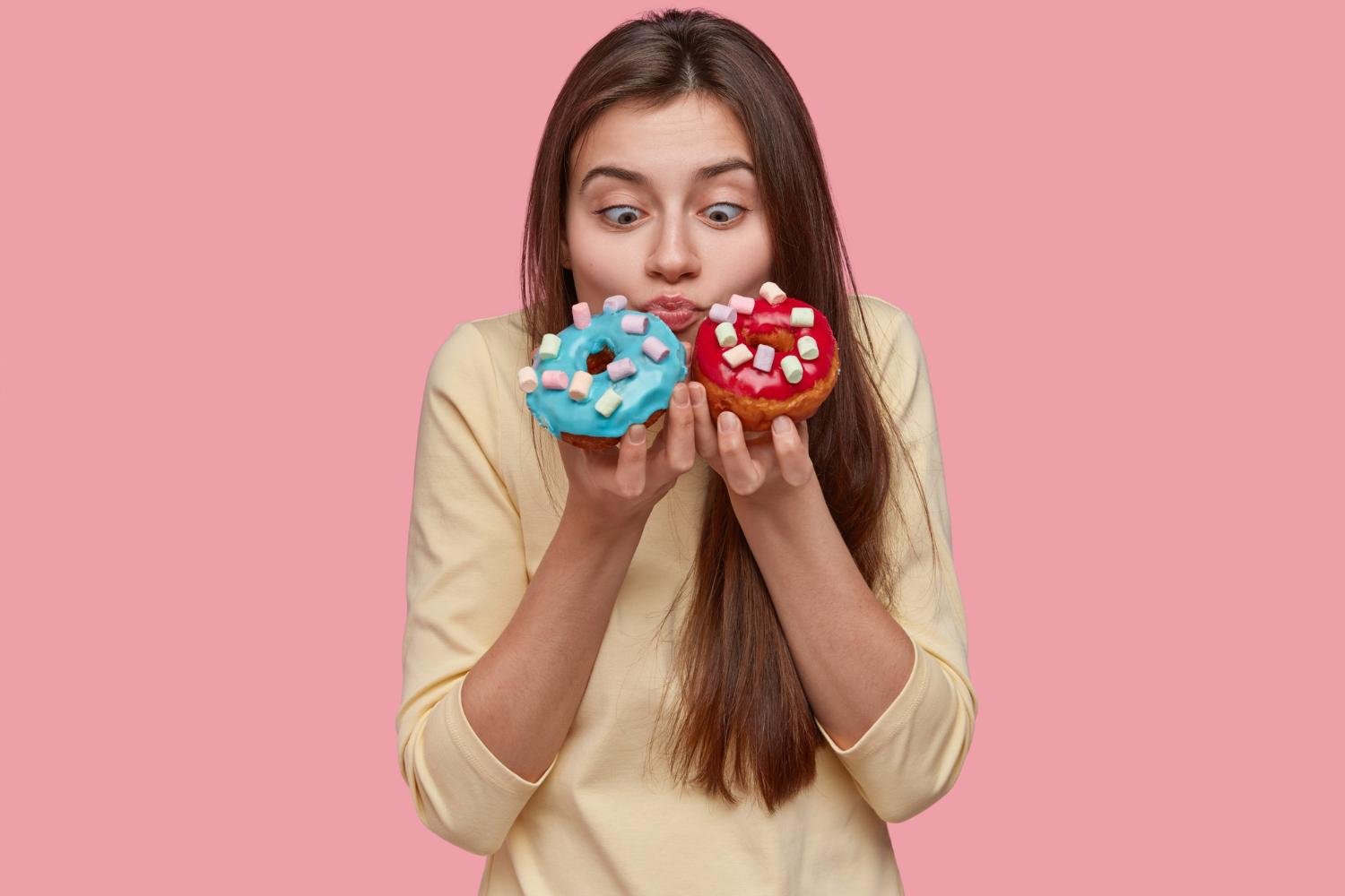 Desejo por alimentos a&ccedil;ucarados pode ser influenciado por uma combina&ccedil;&atilde;o de fatores biol&oacute;gicos, metab&oacute;licos, emocionais e comportamentais