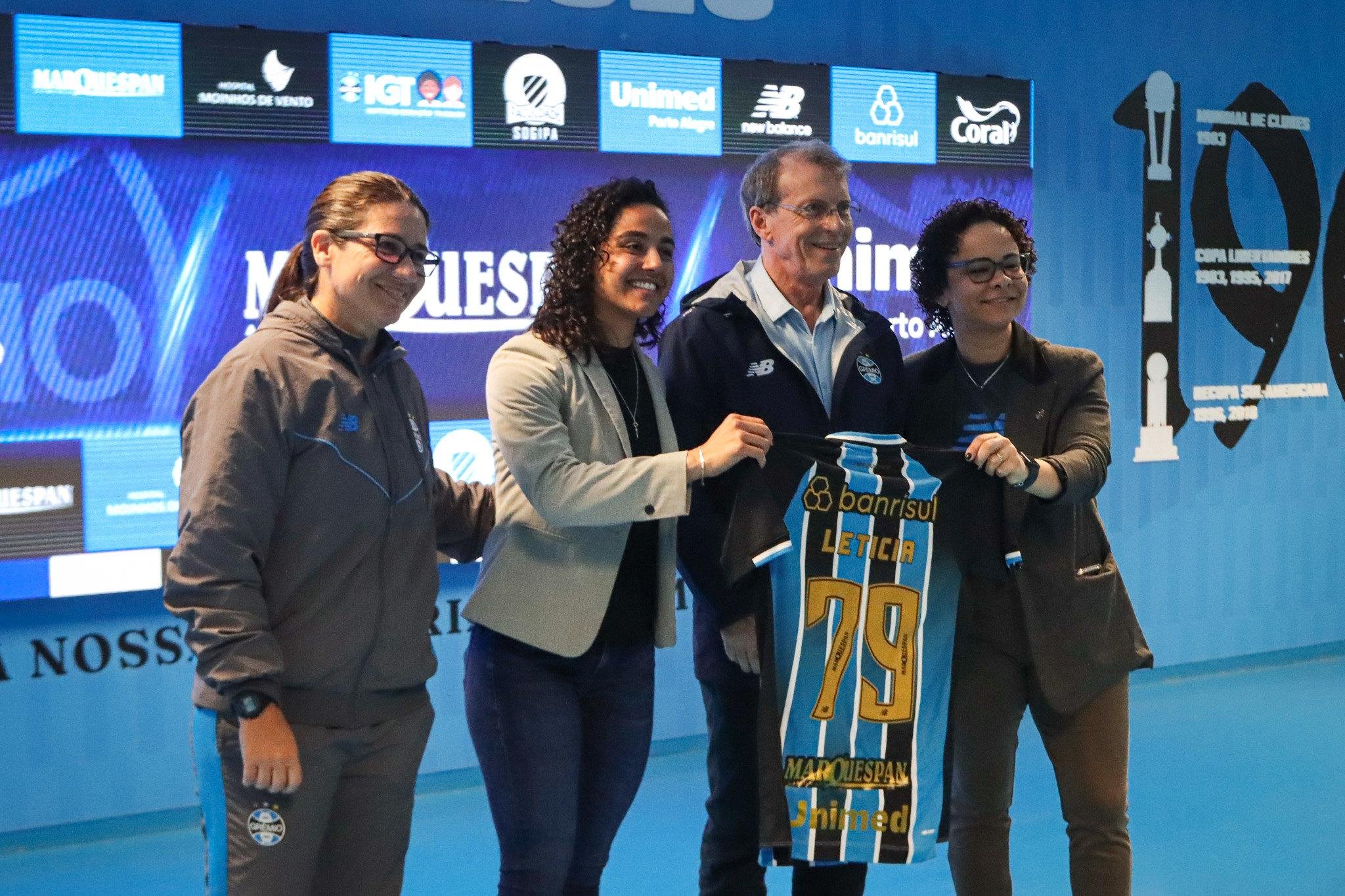 Atleta foi apresentada pelo presidente Odorico Roman, a t&eacute;cnica J&eacute;ssica de Lima e Executiva de Futebol Feminino B&aacute;rbara Fonseca