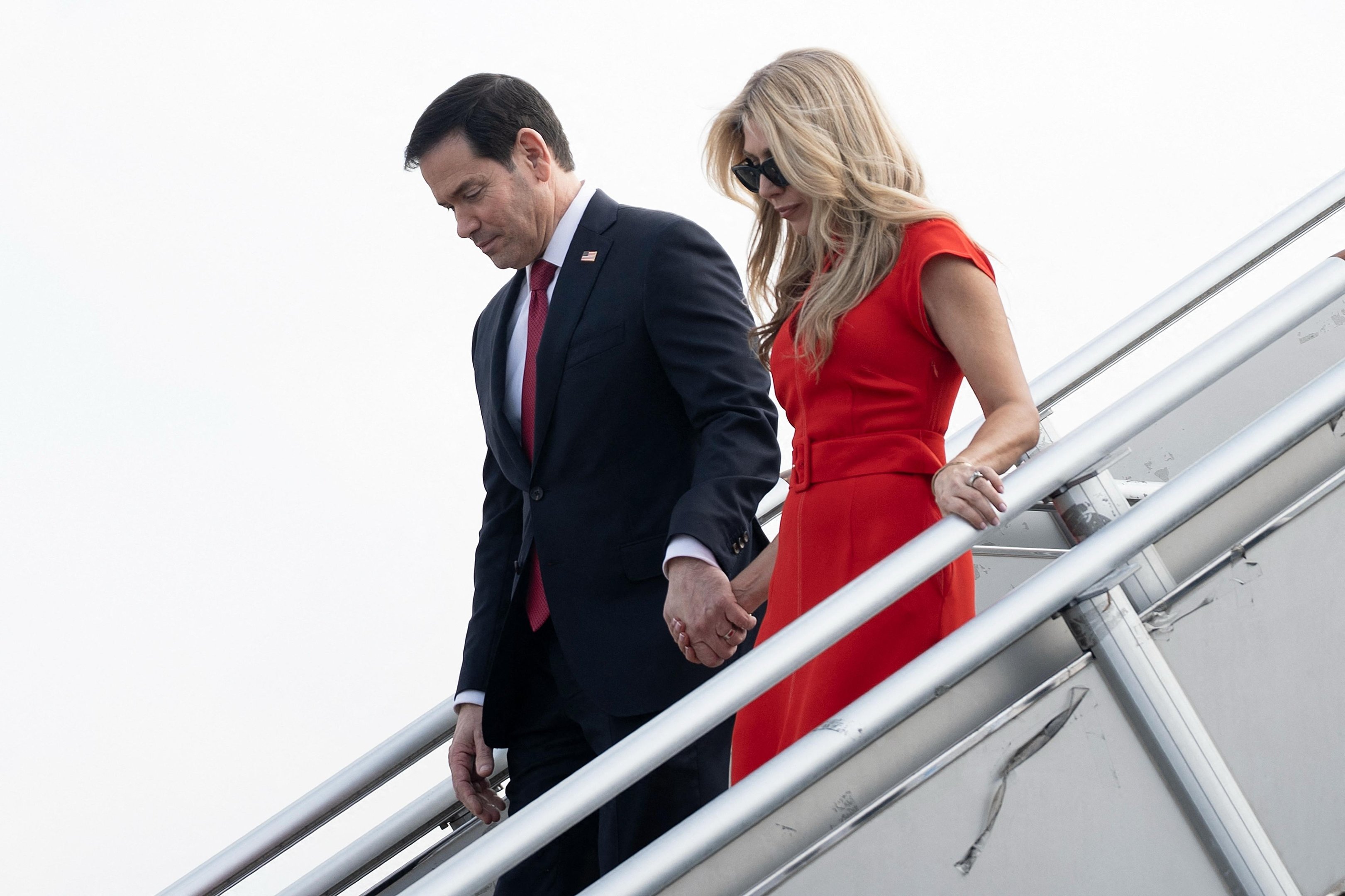 Em artigo publicado na imprensa filipina, Rubio reitera o apoio defensivo de Washington e o compromisso com a liberdade de navega&ccedil;&atilde;o na rota comercial estrat&eacute;gica