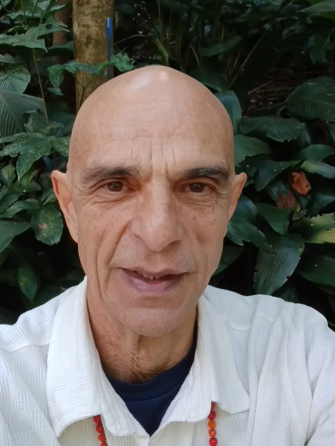 Jo&atilde;o Signorelli teve um extensa curr&iacute;culo na televis&atilde;o e nos palcos