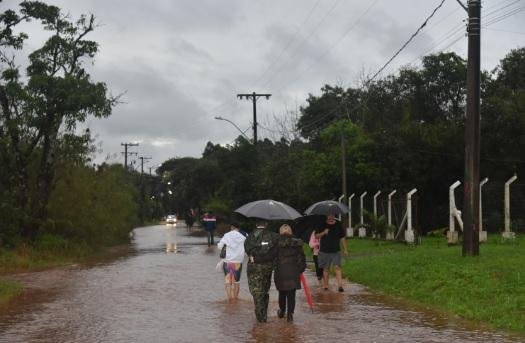Tr&eacute;gua da chuva reduz preocupa&ccedil;&atilde;o com avan&ccedil;o do rio em Santa Cruz do Sul