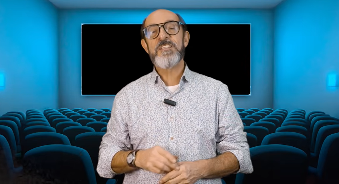 Cr&iacute;tico de cinema Marcos Santuario comenta as produ&ccedil;&otilde;es