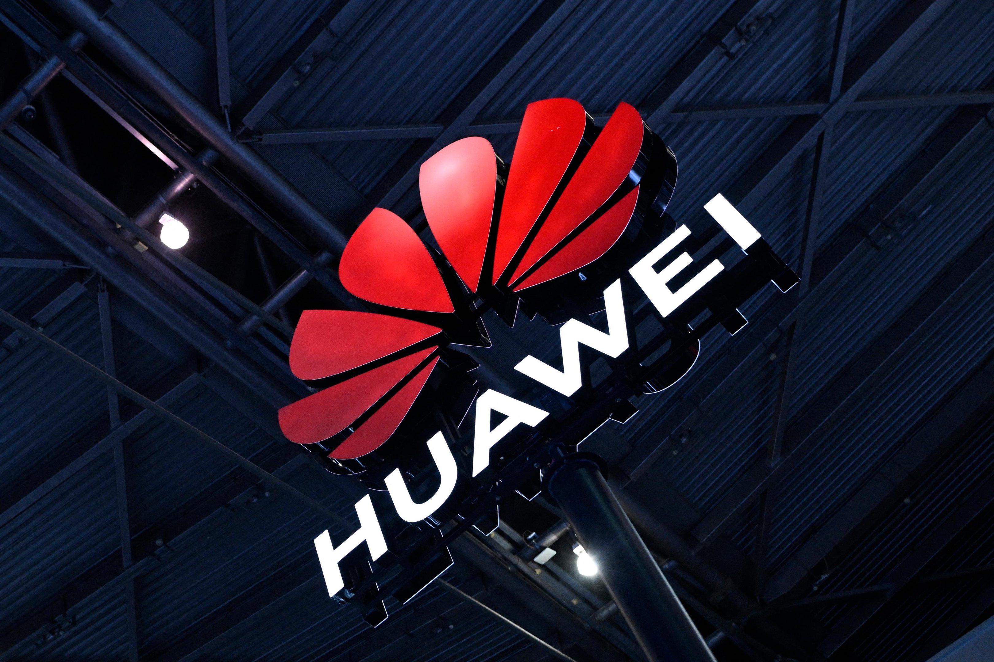 Modelos de intelig&ecirc;ncia artificial da Huawei e da rede social Xiaohongshu (conhecida como RedNote) registraram 100% de acerto nas quest&otilde;es aplicadas aos estudantes
