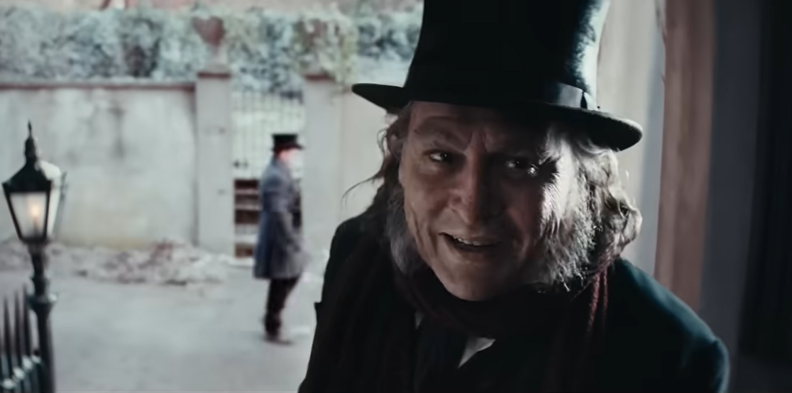 Ator interpreta Ebenezer Scrooge