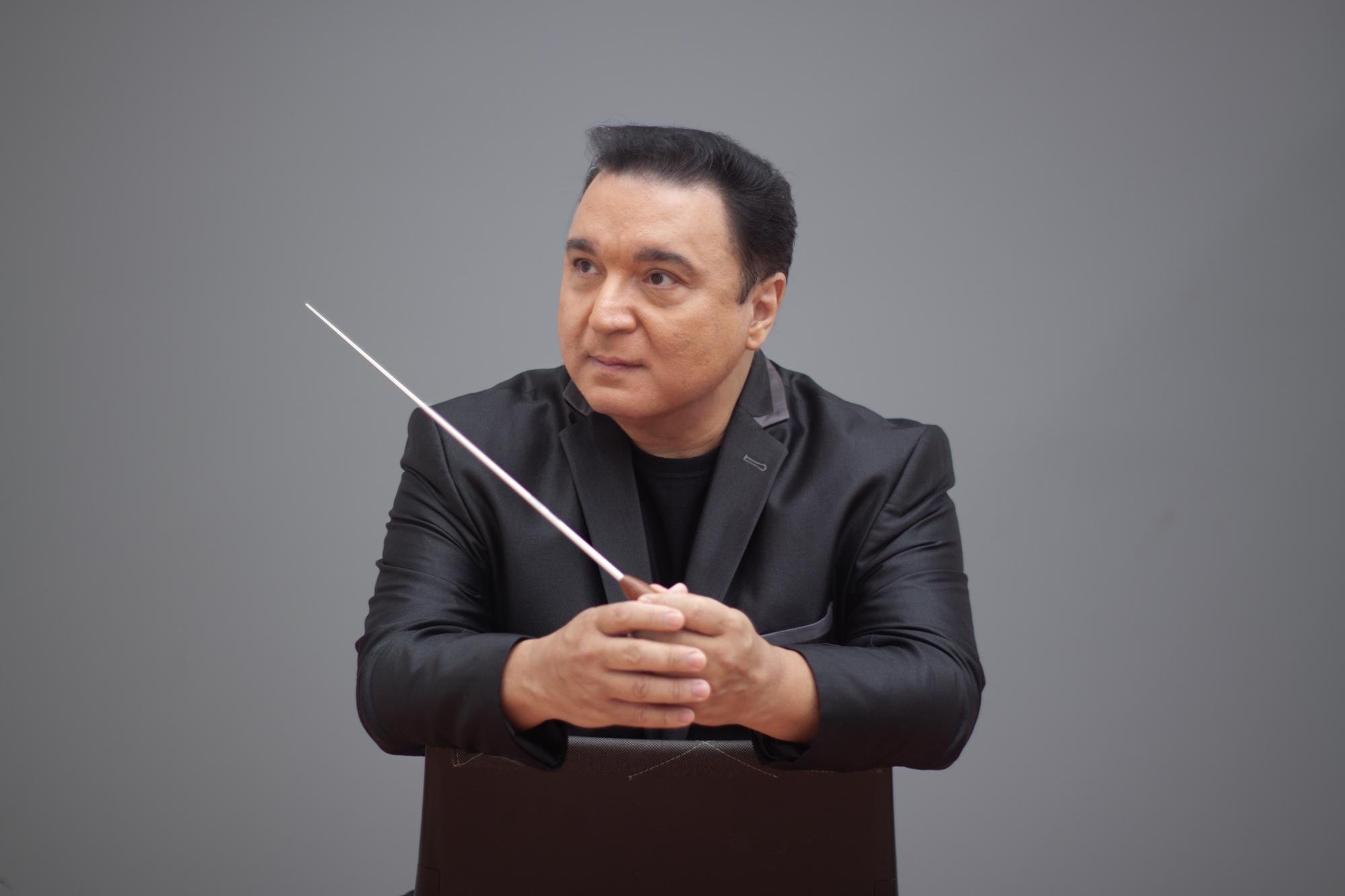 Maestro e violinista Arthur Barbosa &eacute; o diretor art&iacute;stico da 2&ordf; edi&ccedil;&atilde;o do Festival de Integra&ccedil;&atilde;o Musical - FIMU/POA, que tem realiza&ccedil;&atilde;o de 27 de julho a 2 de agosto, na Capital