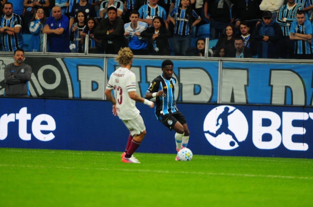 Amuzu n&atilde;o teve boa atua&ccedil;&atilde;o contra o Fluminense