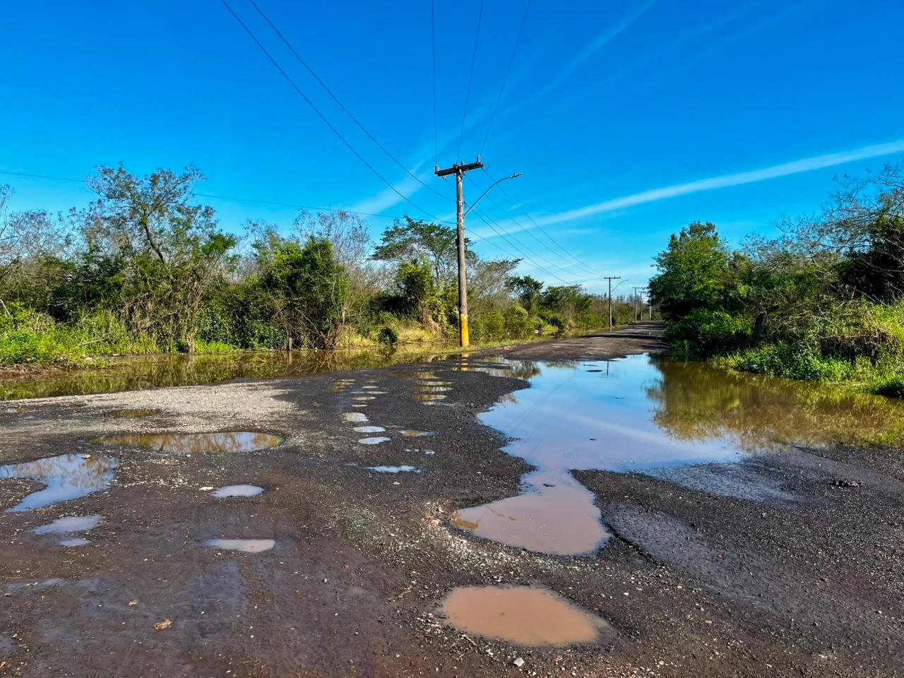 Desde o final de semana as &aacute;guas recuaram no Paquet&aacute;, permanecendo o rio dentro da calha