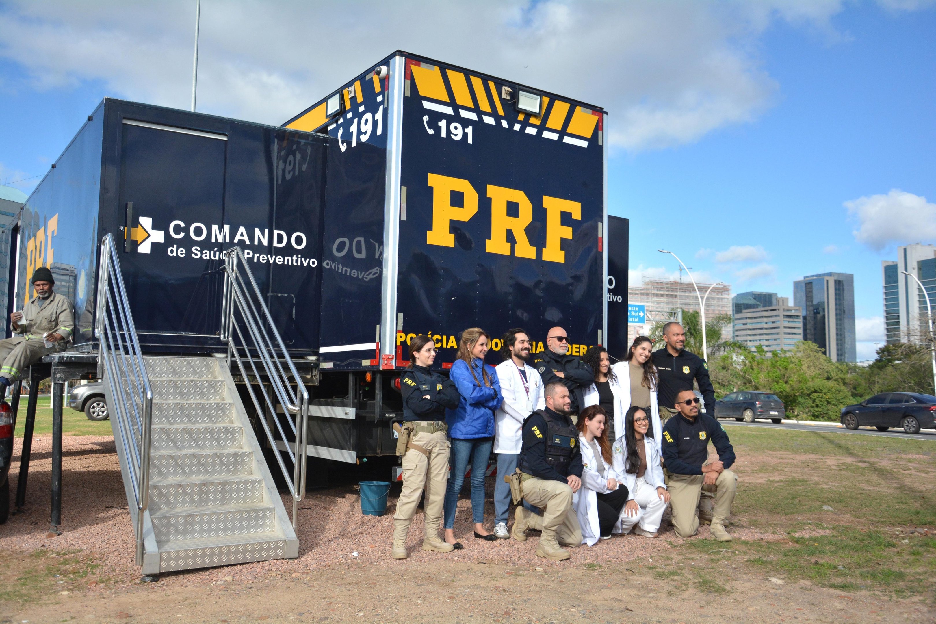 &Uacute;ltimo dia da "Carreta da Sa&uacute;de" da PRF em Porto Alegre