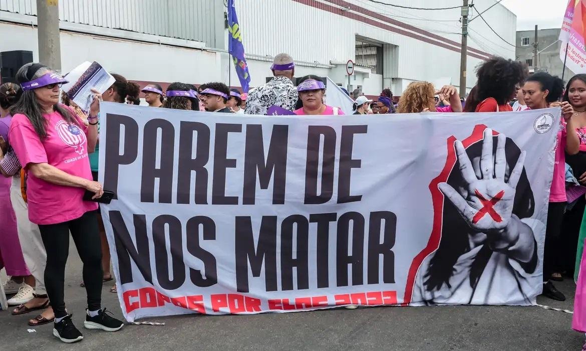 Programa Alerta Mulher Segura prev&ecirc; o monitoramento eletr&ocirc;nico do agressor e a disponibiliza&ccedil;&atilde;o de unidade port&aacute;til de rastreamento para a v&iacute;tima