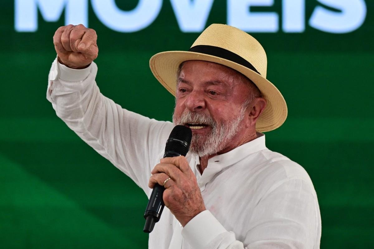 Lula ainda afirmou, nesse contexto, que "o Brasil n&atilde;o vai baixar a cabe&ccedil;a"