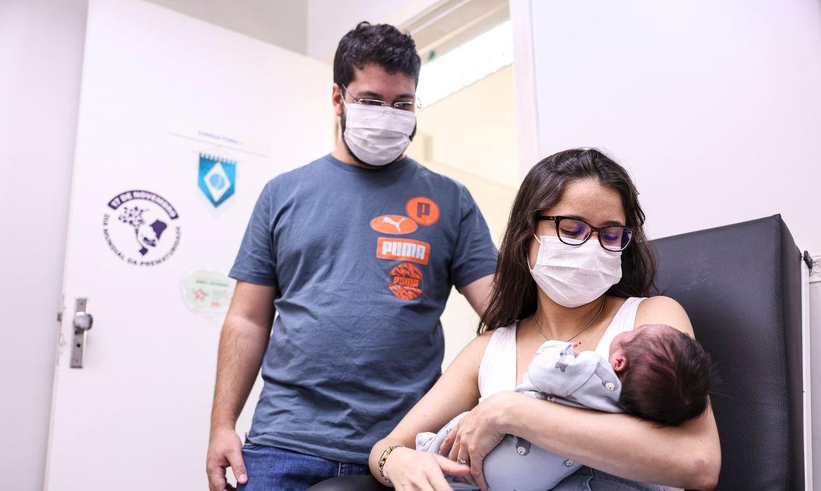 O aleitamento materno &eacute; fundamental para a nutri&ccedil;&atilde;o adequada, a garantia da seguran&ccedil;a alimentar e a redu&ccedil;&atilde;o da pobreza no pa&iacute;s