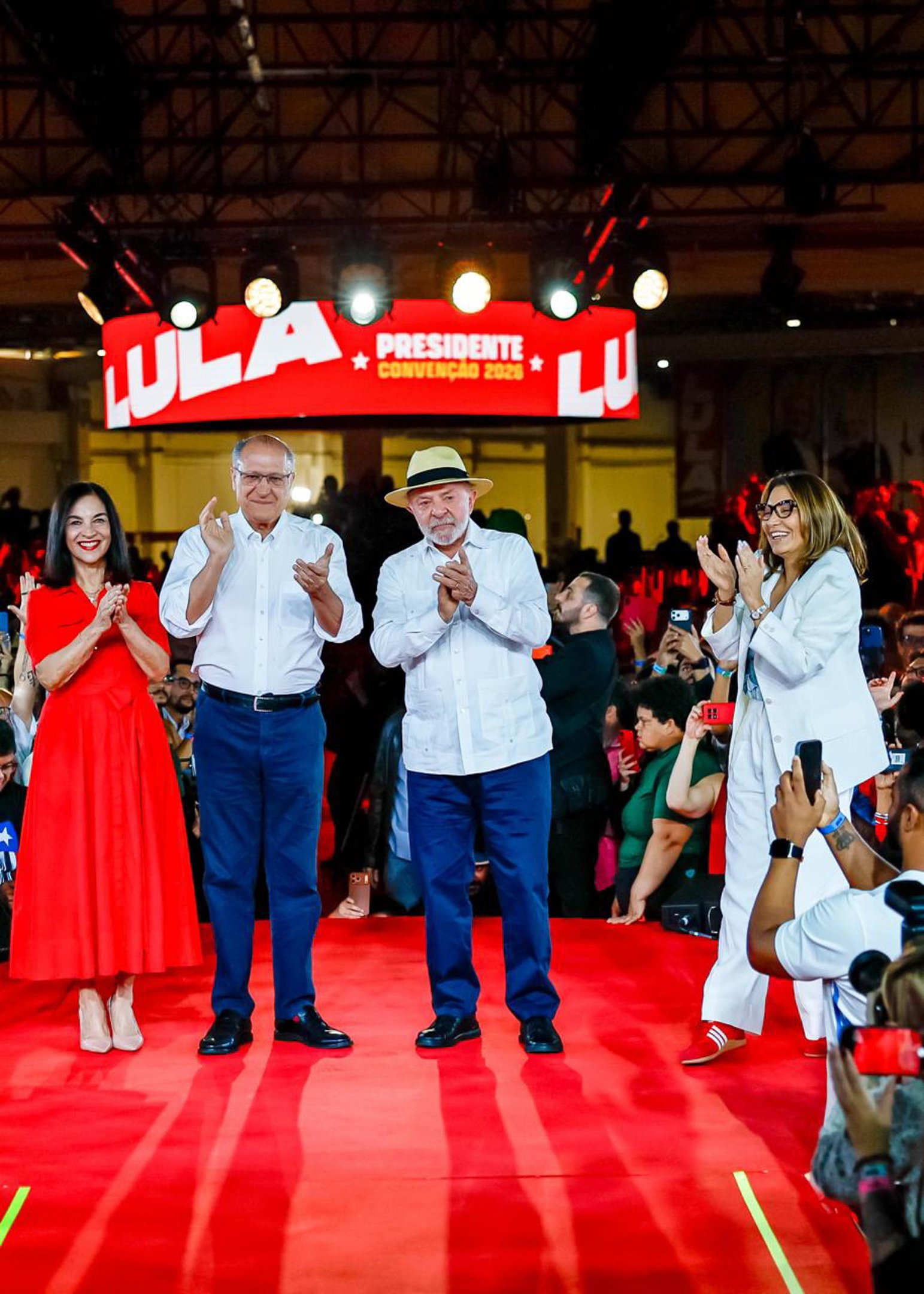 Vice-presidente criticou advers&aacute;rios pol&iacute;ticos que n&atilde;o confiam nas urnas