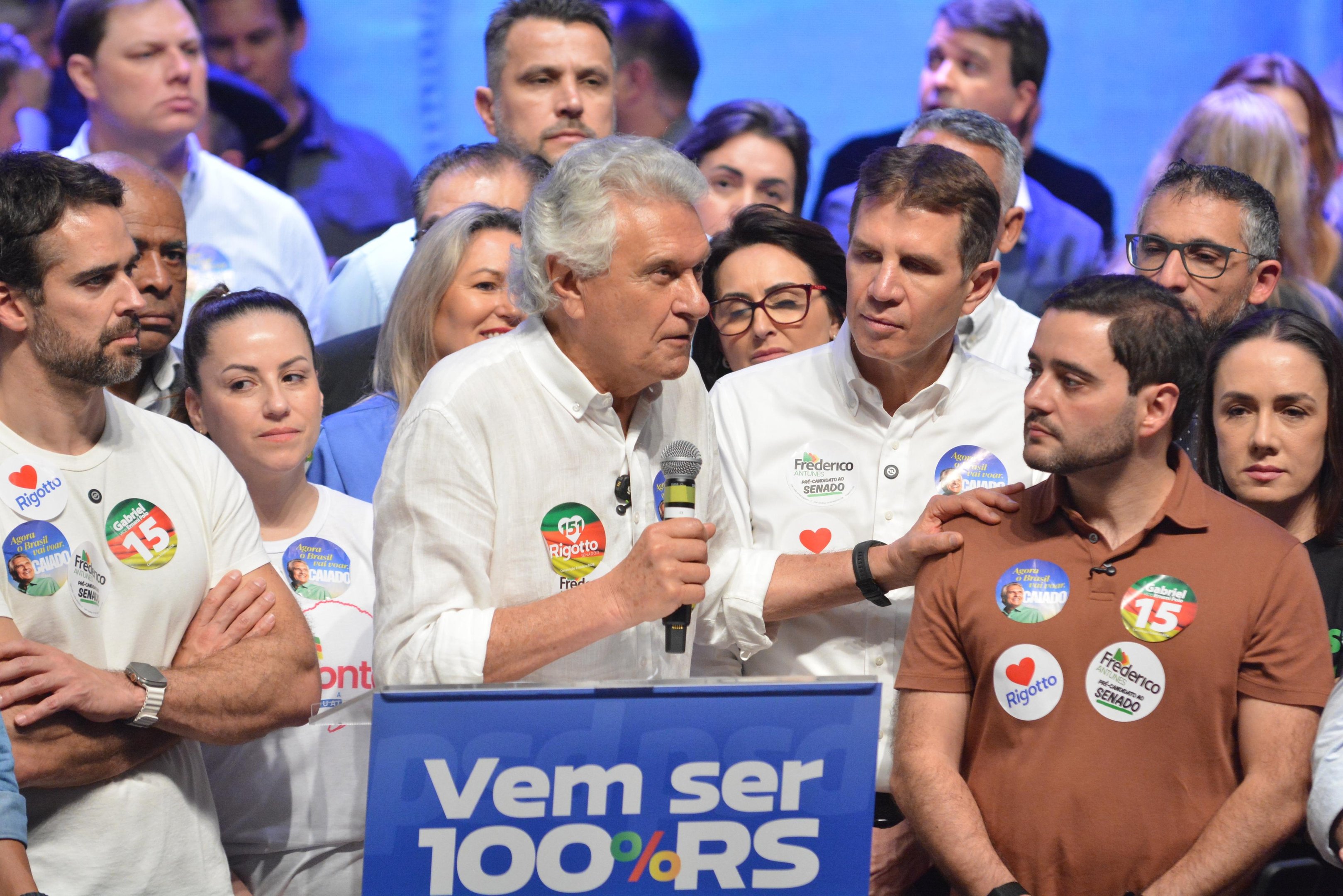 Caiado afirma que sua prioridade &eacute; ultrapassar oponente do PL ainda no primeiro turno: "Fl&aacute;vio no segundo turno seria o peru de Natal que Lula deseja enfrentar"