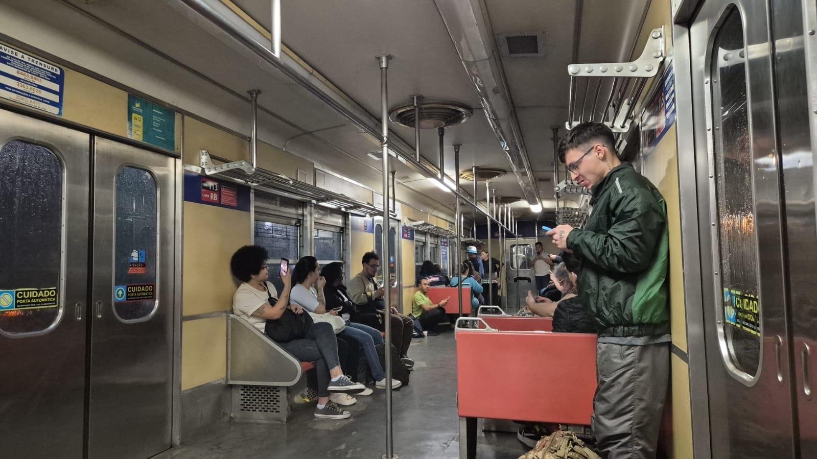 Com normaliza&ccedil;&atilde;o, trens circulam entre as esta&ccedil;&otilde;es Mercado e Novo Hamburgo