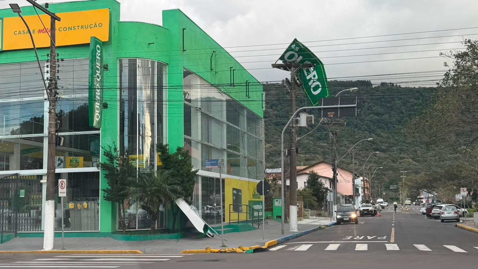 Estragos no Litoral Norte com a passagem do temporal