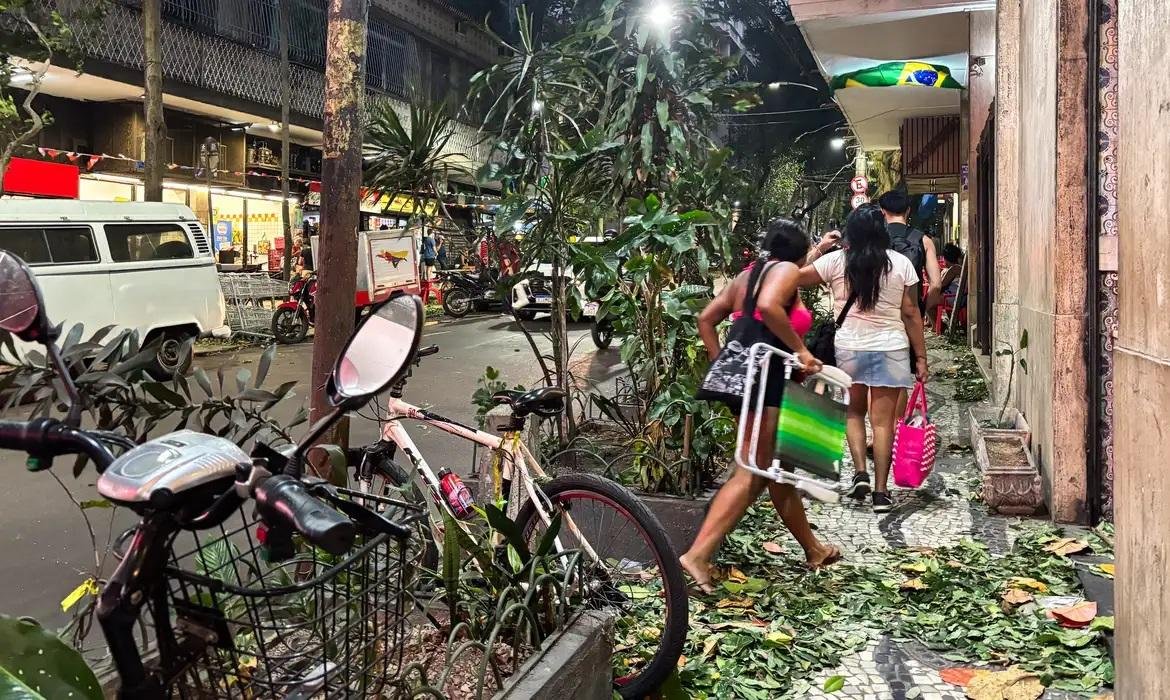 Mensagem de alerta extremo foi enviada a celulares da capital