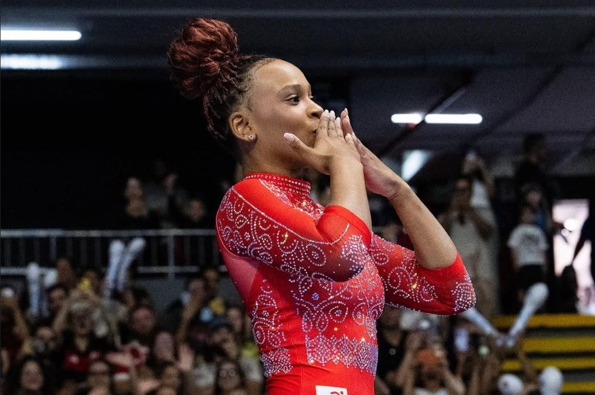 Rebeca ficou fora da final do salto porque apresentou apenas uma tentativa