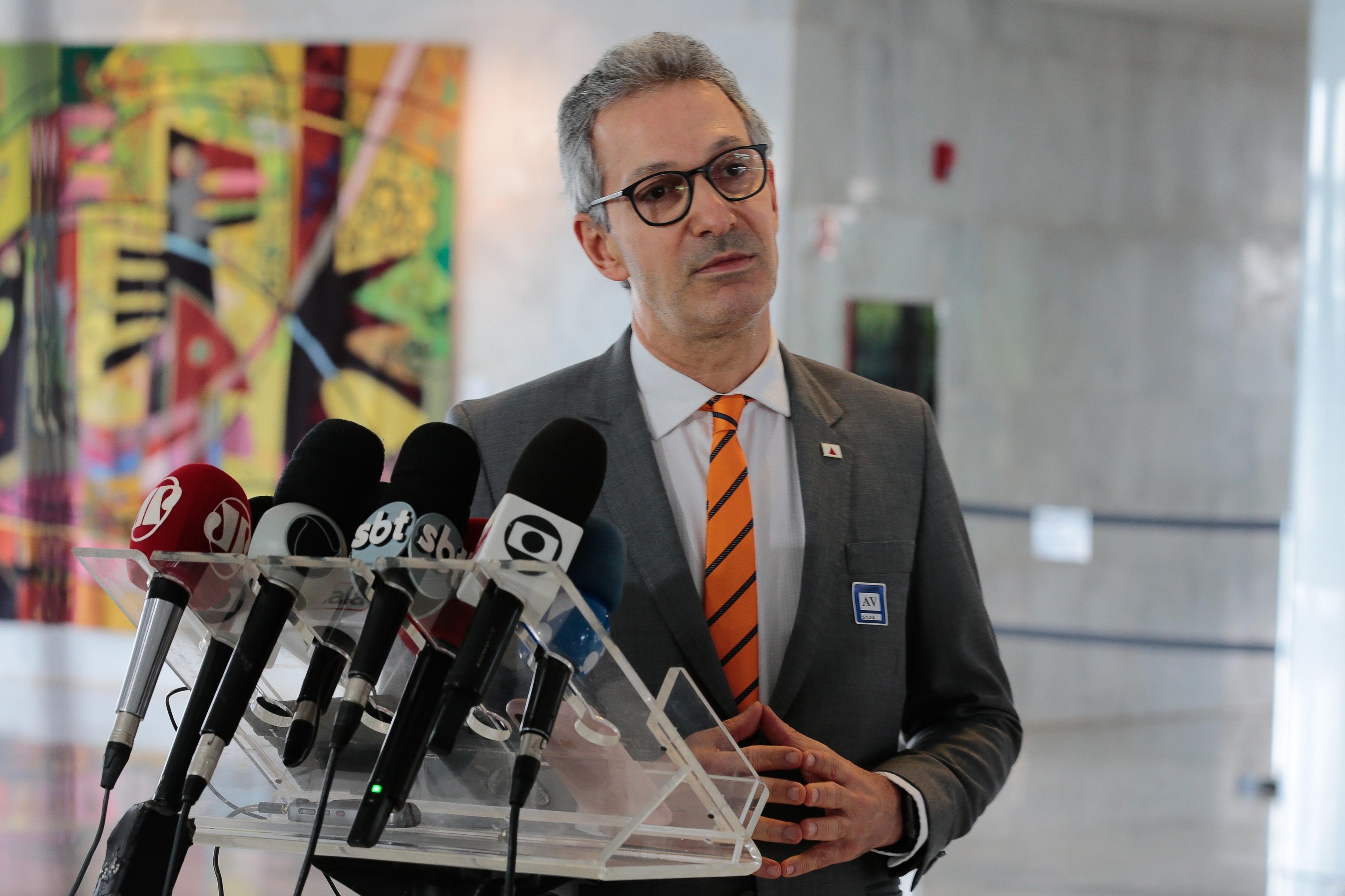 Zema chamou Moraes de "projetinho de ditador"