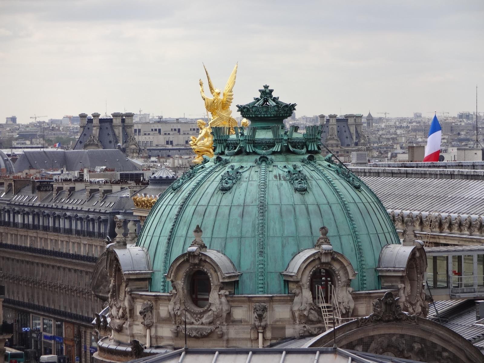 Mostra &ldquo;Paris, uma paix&atilde;o&rdquo;, em exibi&ccedil;&atilde;o na Casa da Mem&oacute;ria Unimed Federa&ccedil;&atilde;o/RS, com curadoria de Salus Loch e Marta Oliveira, segue no local at&eacute; o dia 21 de agosto