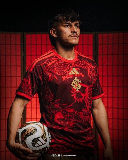 Terceira camisa do Inter para a temporada tamb&eacute;m faz ilus&atilde;o &agrave; conquista do Mundial