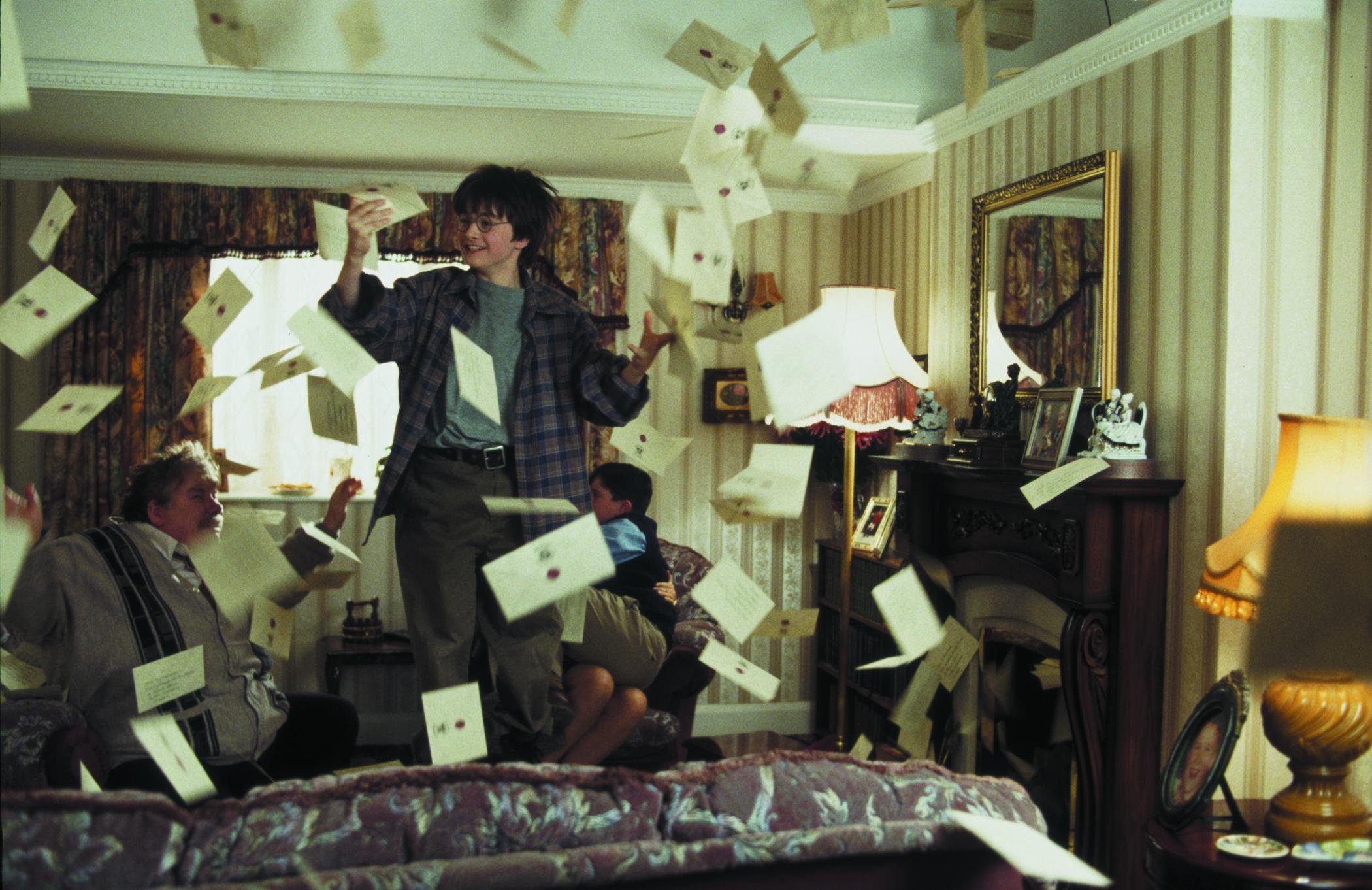 Filme &eacute; estrelado por Daniel Radcliffe, como Harry