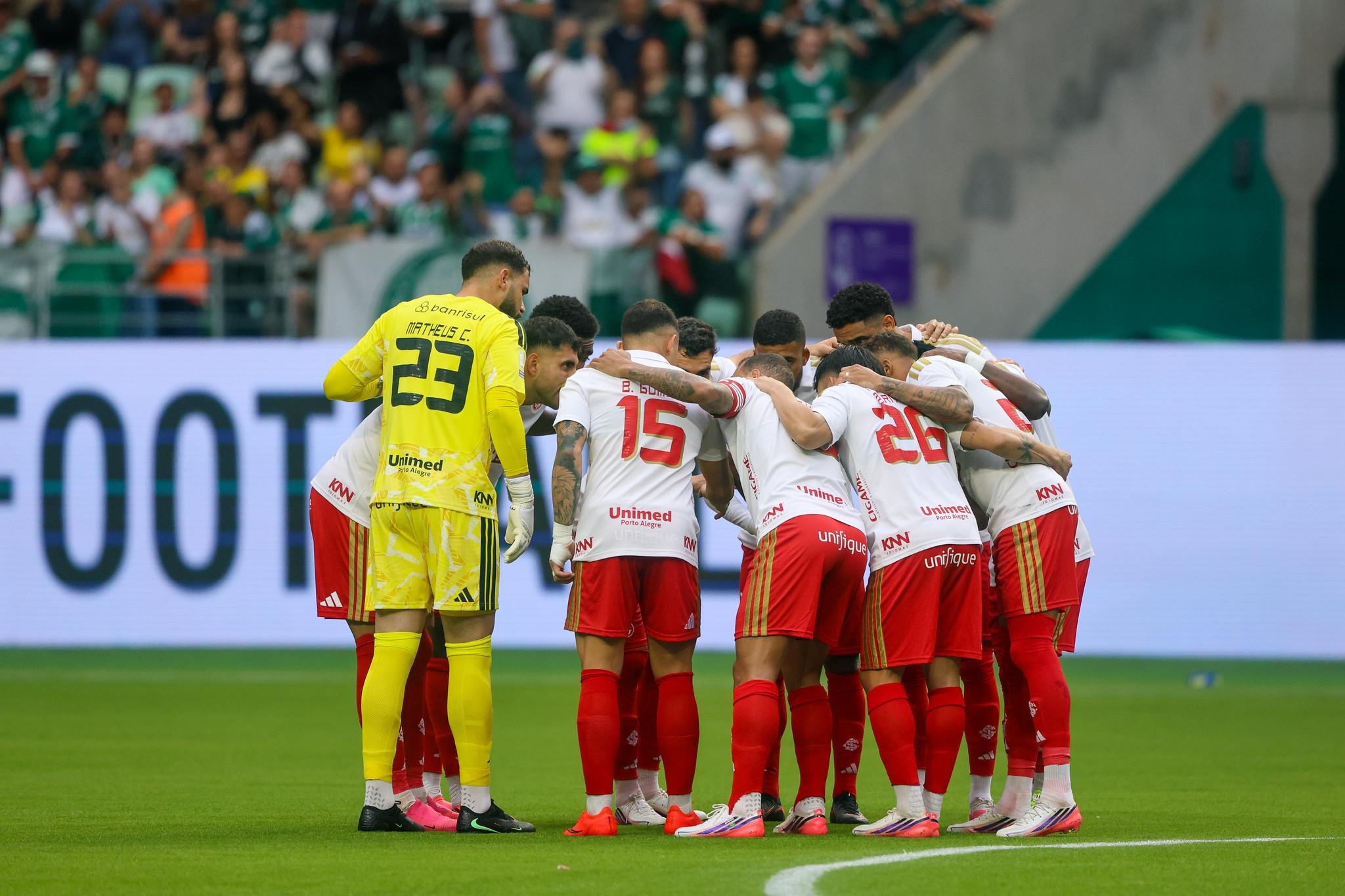 Inter voltou a ter uma postura defensiva, mas comemorou ponto conquistado fora de casa