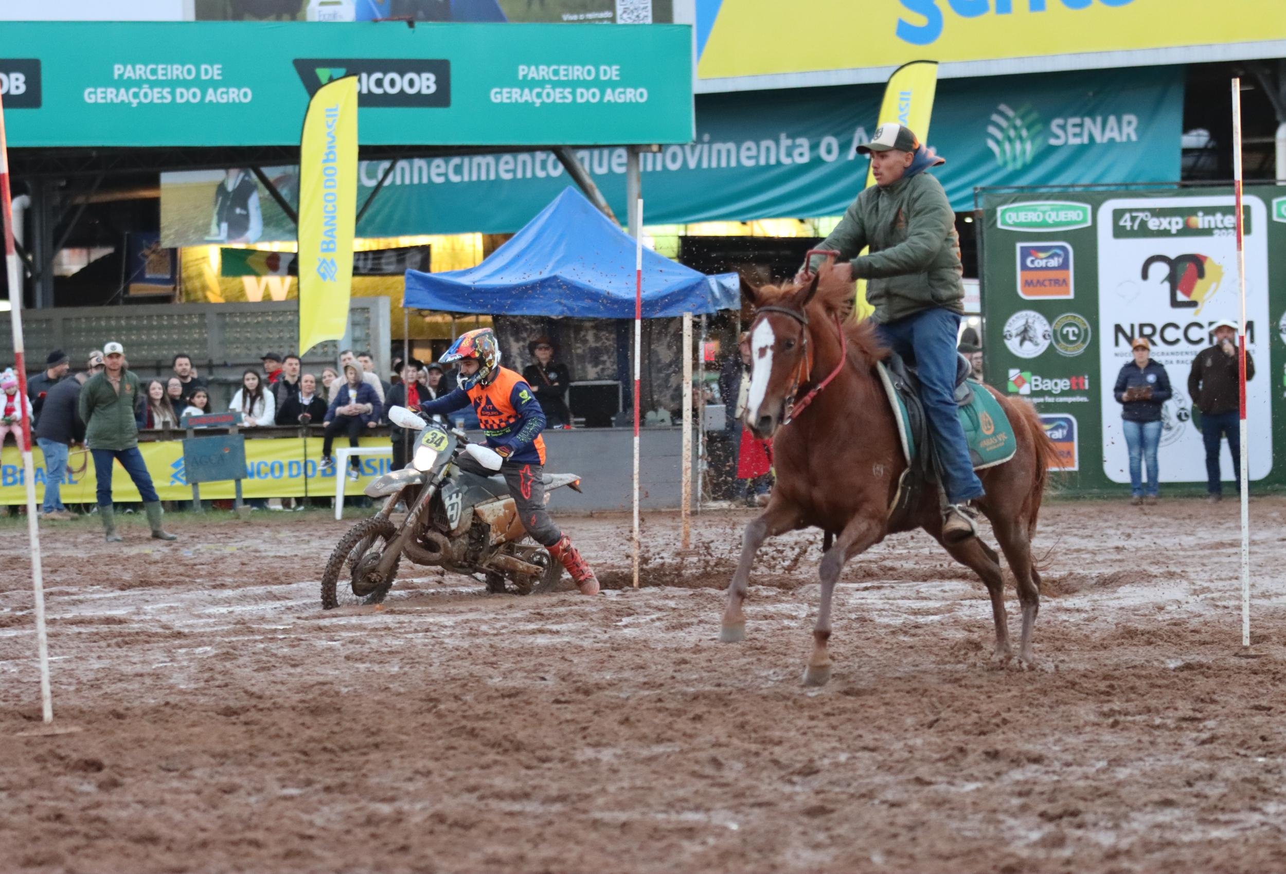 Tradicional prova do cavalo contra a moto ocorrer&aacute; no primeiro s&aacute;bado do evento