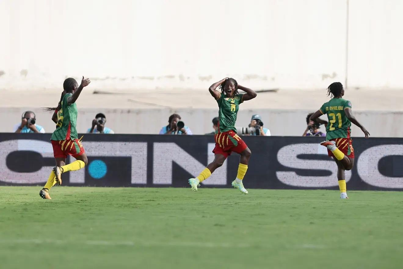 Camar&otilde;es venceu a Nig&eacute;ria, maior campe&atilde; da Copa Africana, para garantir a vaga