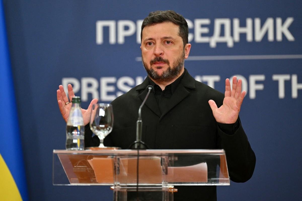 Zelensky pediu aos seus aliados que reforcem a defesa a&eacute;rea da Ucr&acirc;nia, um apelo que Burnham e Macron tamb&eacute;m defenderam