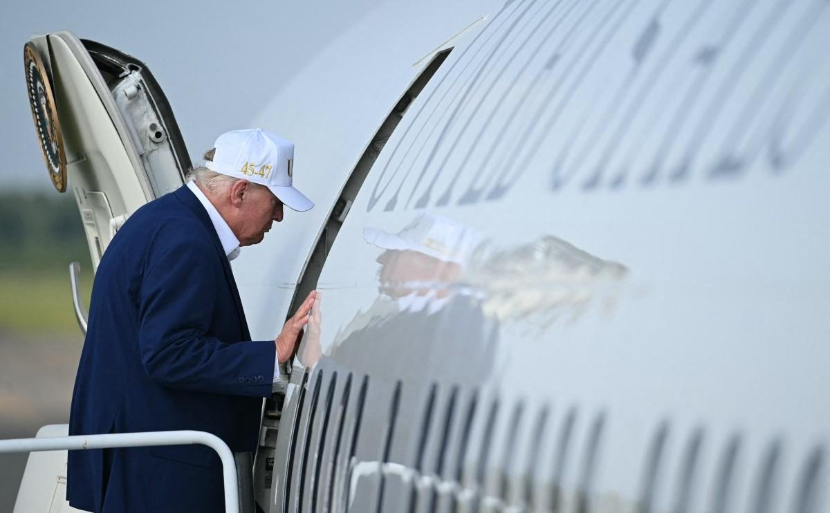 Trump trocou de avi&otilde;es antes de deixar Turquia por suposta amea&ccedil;a de morte do Ir&atilde;, diz imprensa americana