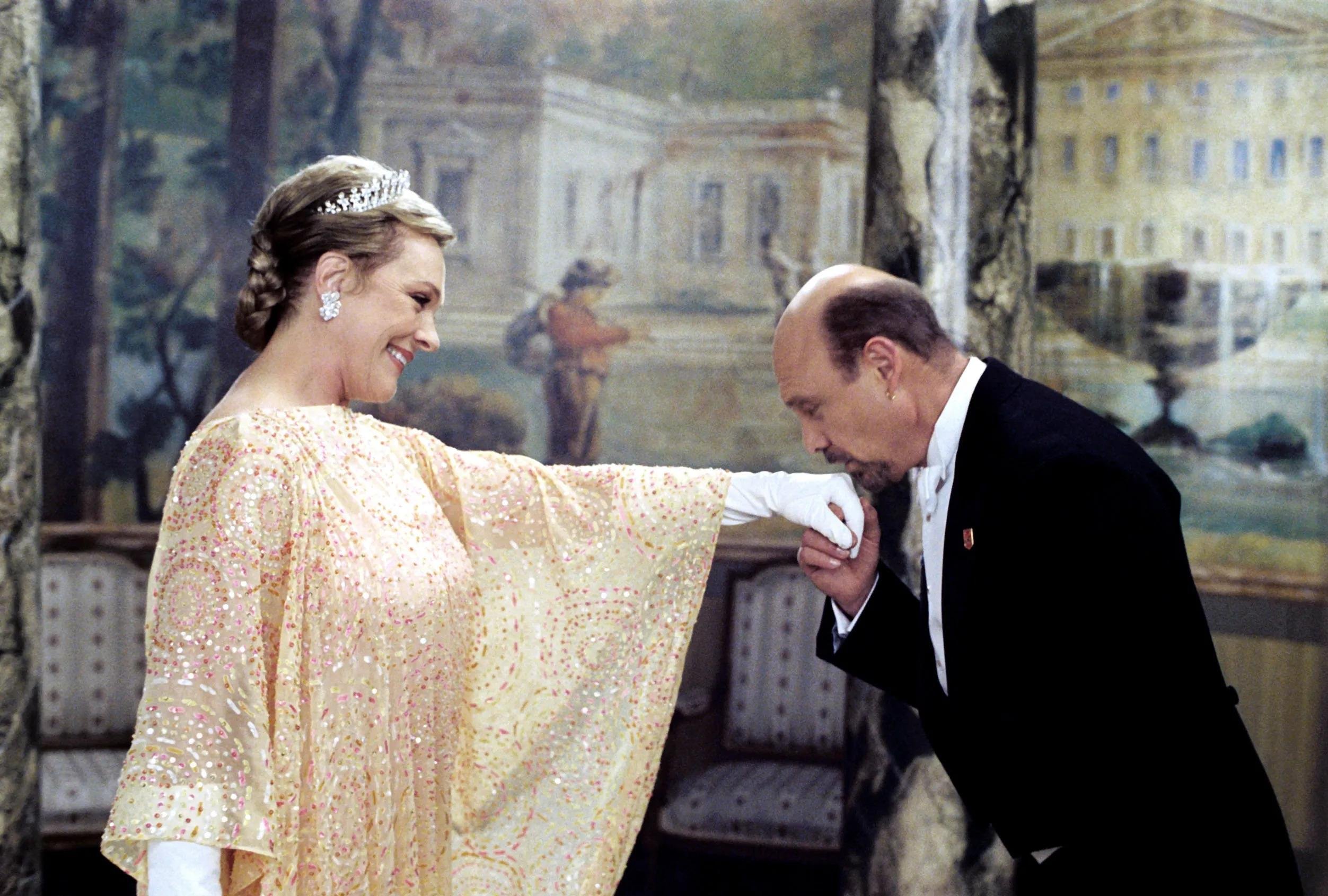 Julie Andrews interpretou a rainha Clarisse nos outros dois filmes da franquia "O Di&aacute;rio da Princesa"