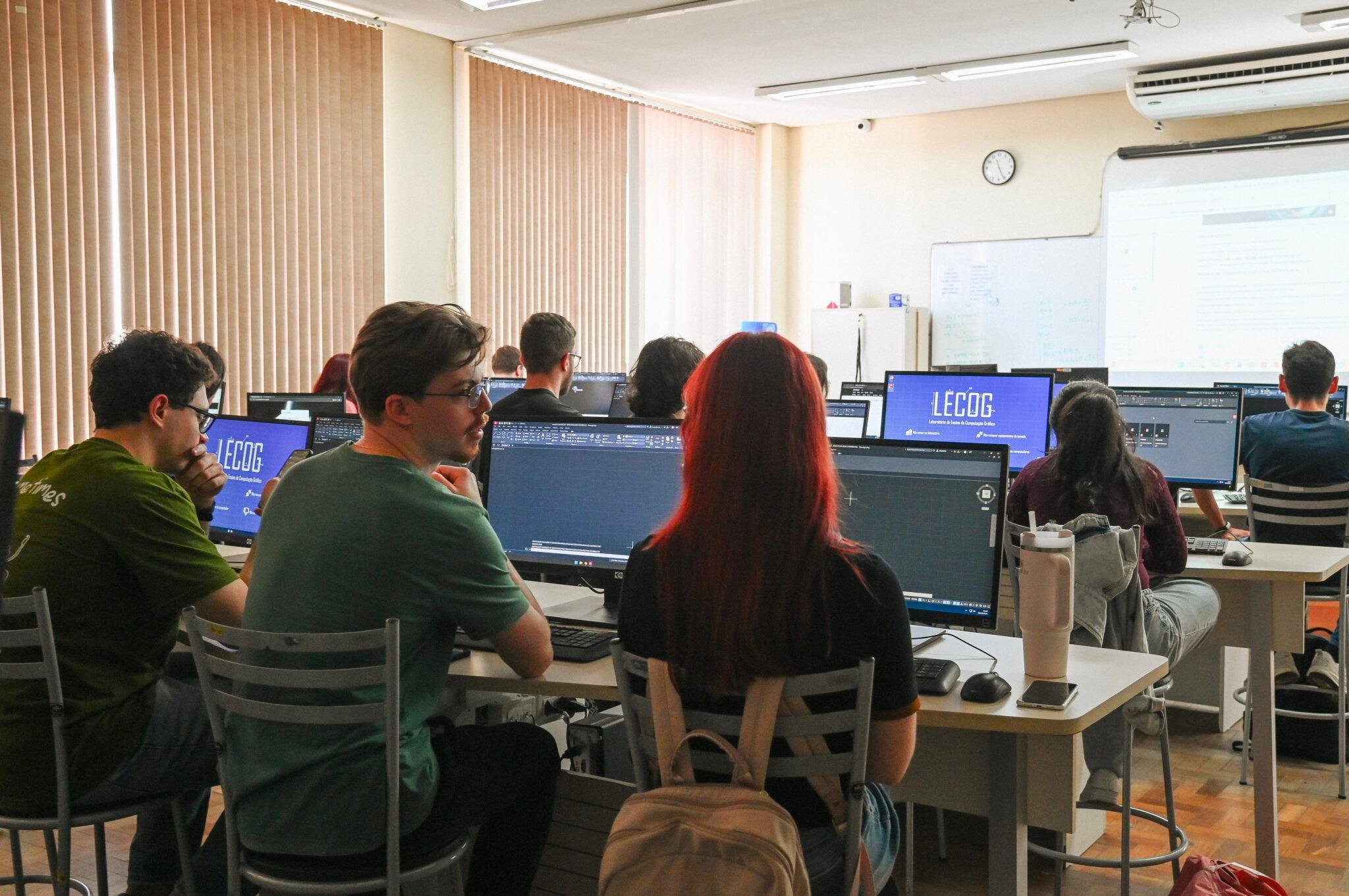 Institui&ccedil;&atilde;o re&uacute;ne aproximadamente 8,5 mil estudantes