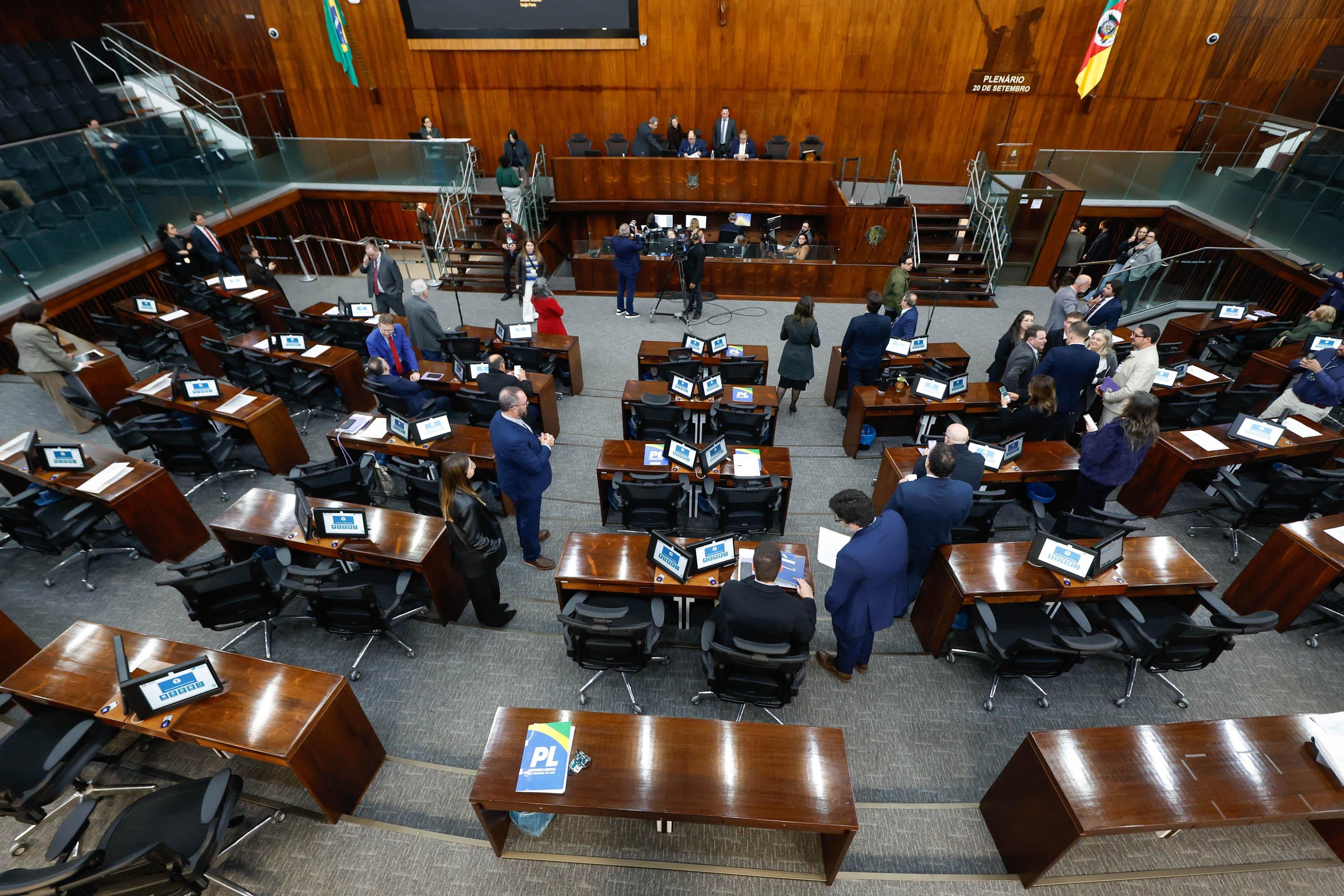 Seis projetos foram votados nesta ter&ccedil;a-feira