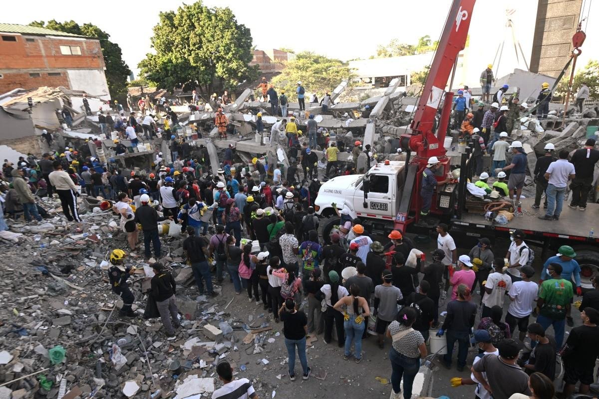 Terremoto na Col&ocirc;mbia deixou mais de 200 mortos