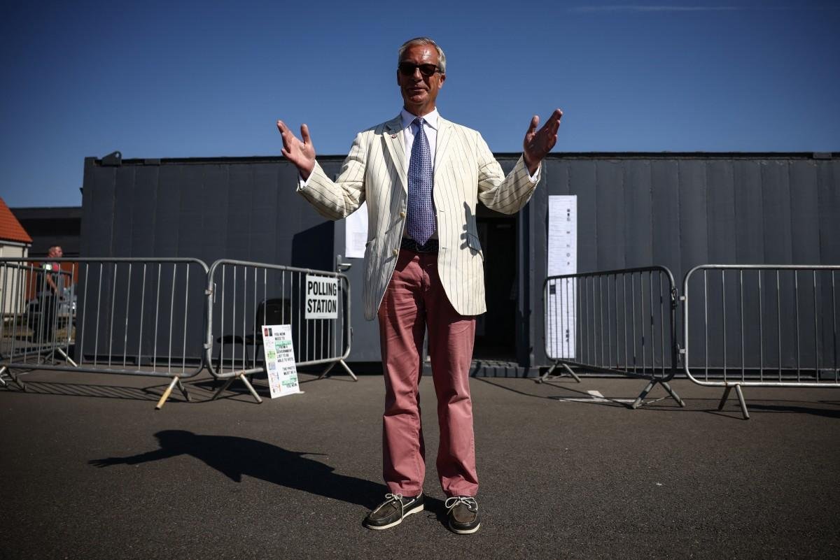 Nigel Farage espera ser reeleito nesta quinta como deputado, depois de renunciar &agrave; cadeira no Parlamento em julho