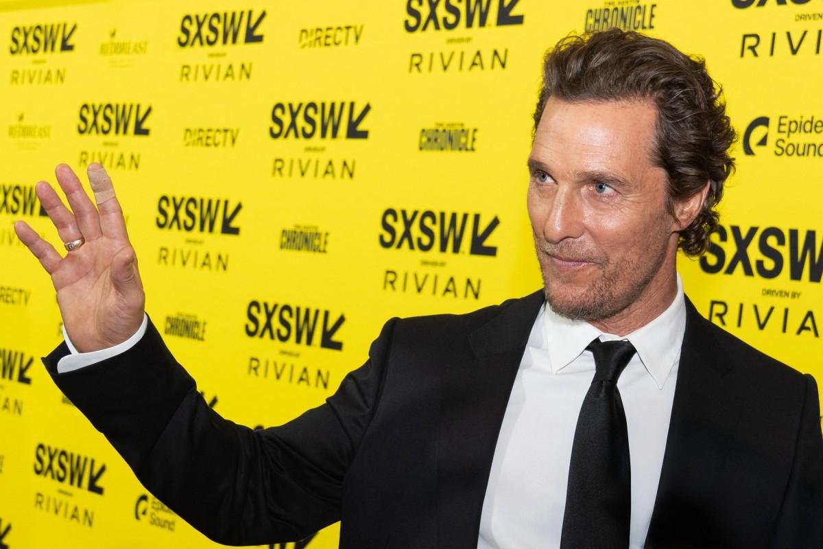 Matthew McConaughey se afastou dos sets por decis&atilde;o pessoal e para escrever seu livro, "Sinal Verde"